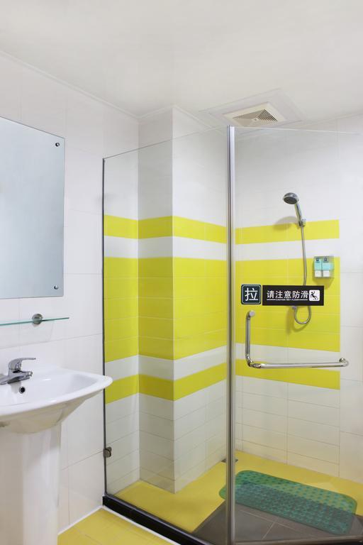 7Days Inn Suzhou Sanxiang Road Camera foto